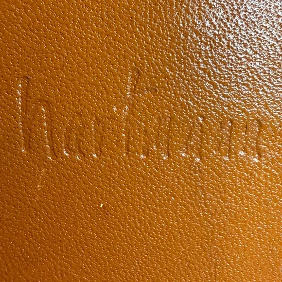 HARTMANN VINTAGE PORTFOLIO LEATHER EXECUTIVE STRUCTURED BRIEFCASE - Picture 12 of 14